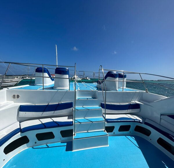 Trinity party boat