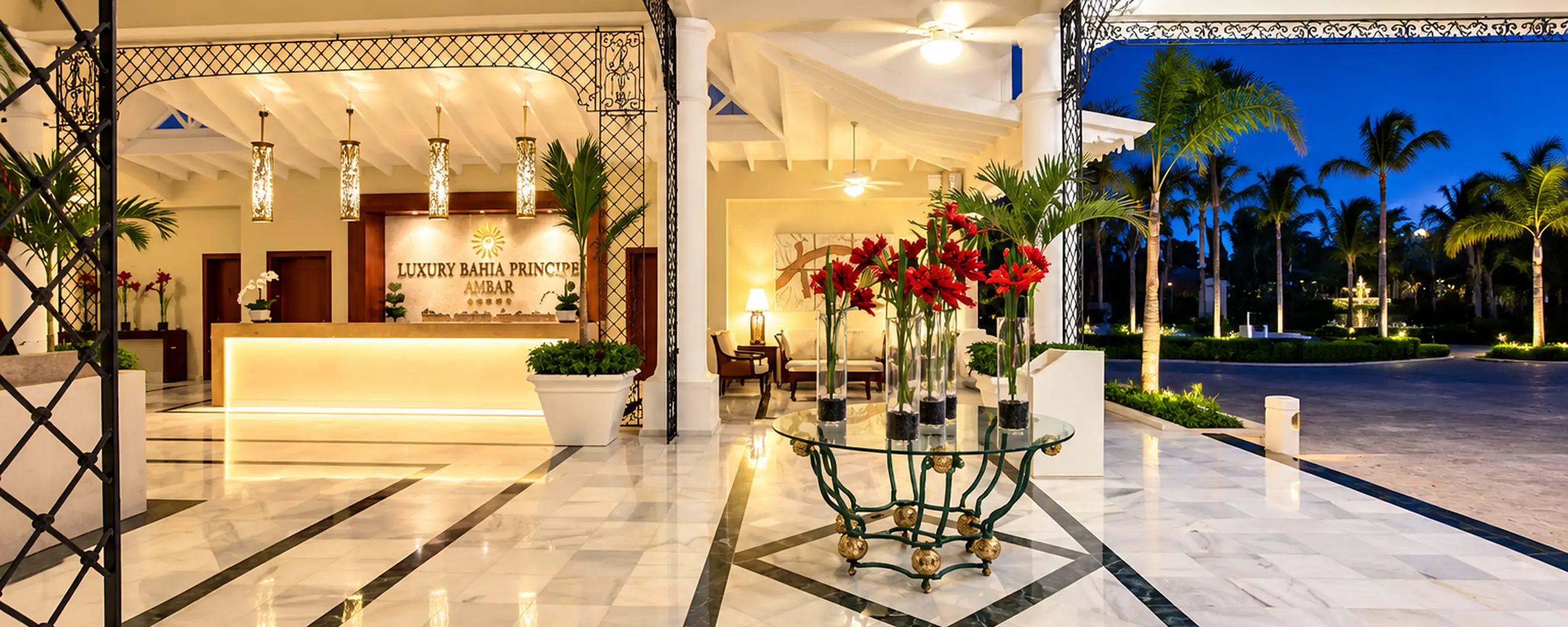 Luxury beachfront resort restaurant with tropical ocean views in Punta Cana