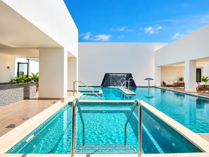 Dreams Macao Beach Punta Cana spa pool and wellness area